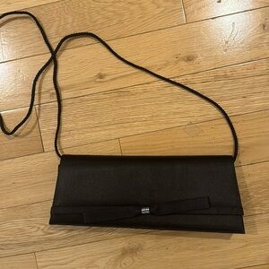 La Regate Black Dress Purse